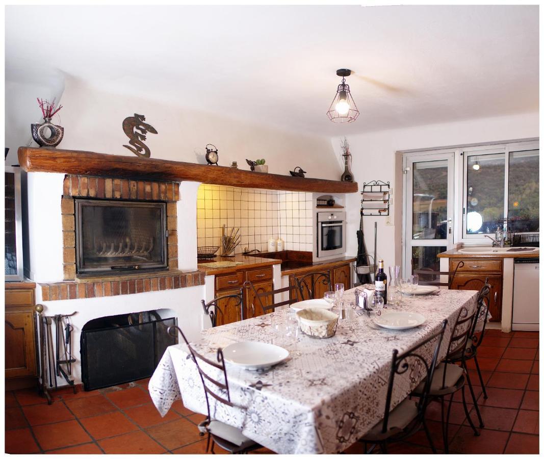 Mas Montebello Rigarda Екстериор снимка